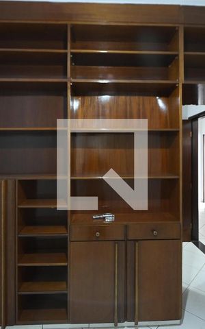 Casa à venda com 300m², 4 quartos e 7 vagasQuarto 4