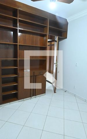 Casa à venda com 300m², 4 quartos e 7 vagasQuarto 4
