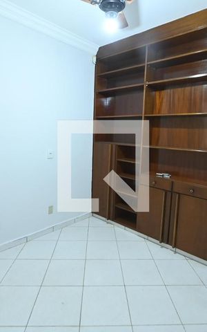 Casa à venda com 300m², 4 quartos e 7 vagasQuarto 4