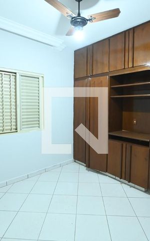 Casa à venda com 300m², 4 quartos e 7 vagasQuarto 3