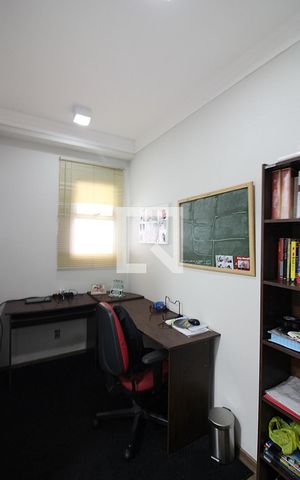 Apartamento à venda com 107m², 3 quartos e 2 vagasEscritório