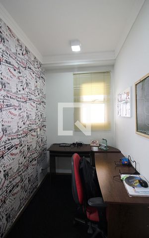 Apartamento à venda com 107m², 3 quartos e 2 vagasEscritório