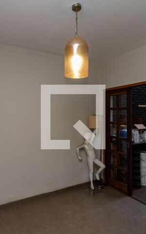 Casa para alugar com 200m², 5 quartos e 3 vagas Casa para alugar com 200m², 5 quartos e 3 vagasSala