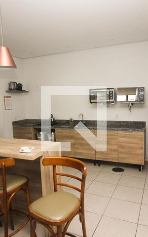 Apartamento à venda com 62m², 2 quartos e 1 vaga Apartamento à venda com 62m², 2 quartos e 1 vagaÁrea comum - Salão de festas