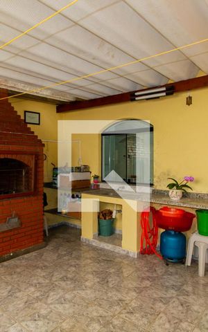 Casa à venda com 148m², 3 quartos e 2 vagasChurrasqueira
