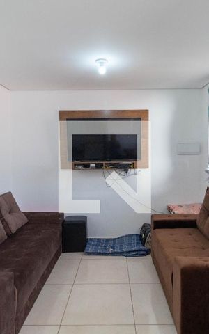 Casa de condomínio à venda com 32m², 1 quarto e sem vaga Casa de condomínio à venda com 32m², 1 quarto e sem vagaSala/Cozinha