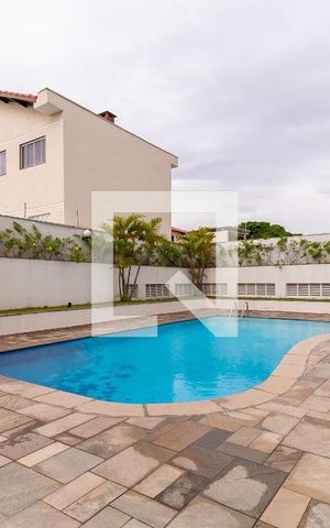 Apartamento à venda com 117m², 4 quartos e 4 vagasCondomínio - Piscina 