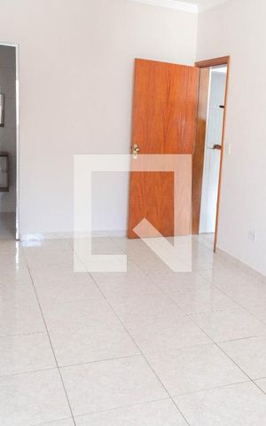 Casa para alugar com 40m², 1 quarto e sem vaga Casa para alugar com 40m², 1 quarto e sem vagaQuarto