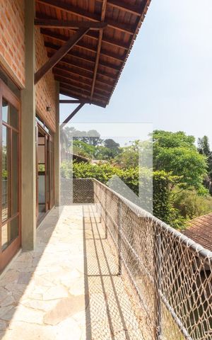 Casa para alugar com 280m², 5 quartos e 5 vagas Casa para alugar com 280m², 5 quartos e 5 vagasQuarto Suíte 1