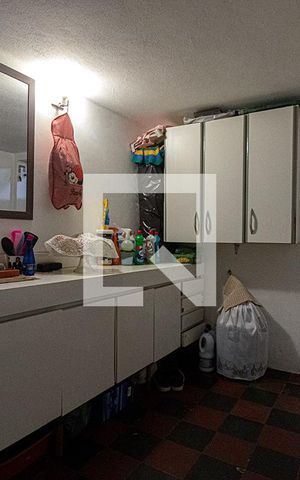 Casa à venda com 200m², 5 quartos e 2 vagasdespensa
