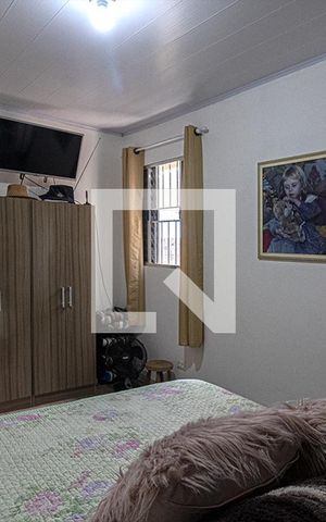 Casa à venda com 200m², 5 quartos e 2 vagasSuíte 3