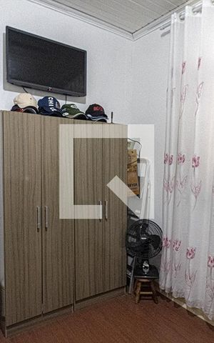Casa à venda com 200m², 5 quartos e 2 vagasQuarto 4