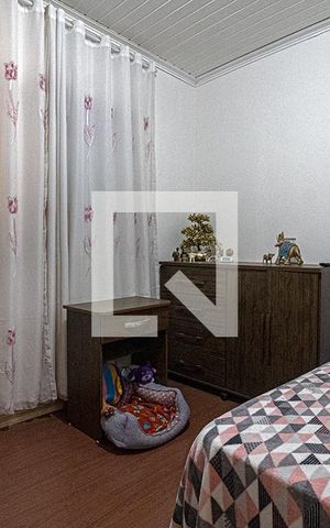 Casa à venda com 200m², 5 quartos e 2 vagasQuarto 4