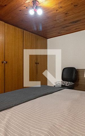 Casa à venda com 200m², 5 quartos e 2 vagassuíte4