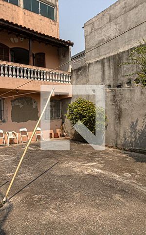 Casa à venda com 200m², 5 quartos e 2 vagasquintal