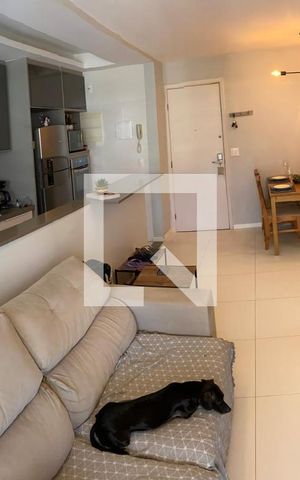 Apartamento à venda com 70m², 2 quartos e 1 vaga Apartamento à venda com 70m², 2 quartos e 1 vagaSala