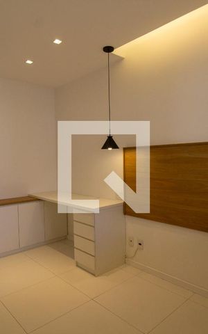 Apartamento à venda com 70m², 2 quartos e 1 vaga Apartamento à venda com 70m², 2 quartos e 1 vagaSuíte