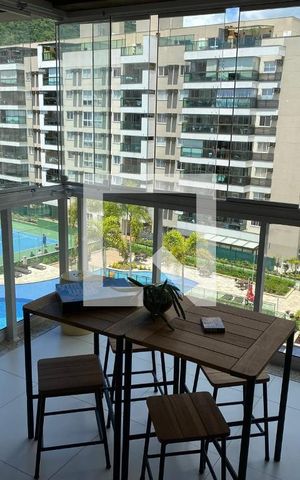 Apartamento à venda com 70m², 2 quartos e 1 vaga Apartamento à venda com 70m², 2 quartos e 1 vagaVaranda