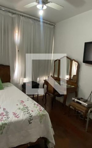 Apartamento à venda com 250m², 4 quartos e 2 vagasQuarto 