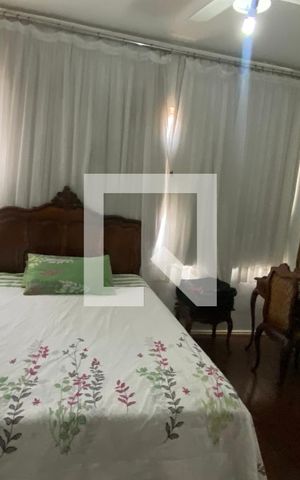Apartamento à venda com 250m², 4 quartos e 2 vagasQuarto 