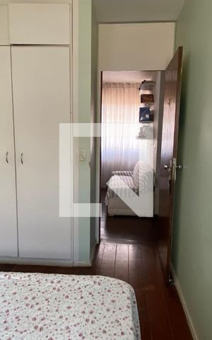 Apartamento à venda com 250m², 4 quartos e 2 vagasQuarto 2