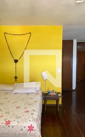 Apartamento à venda com 250m², 4 quartos e 2 vagasSuíte 1