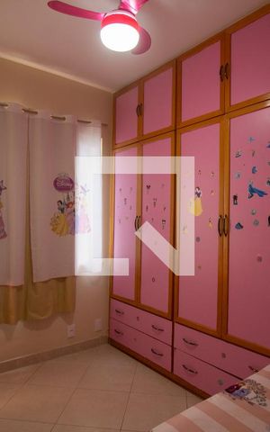 Apartamento à venda com 229m², 4 quartos e 3 vagas Apartamento à venda com 229m², 4 quartos e 3 vagasQuarto 2