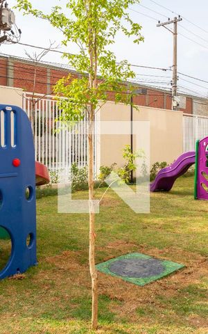 Apartamento para alugar com 30m², 1 quarto e sem vaga Apartamento para alugar com 30m², 1 quarto e sem vagaÁrea comum - Playground