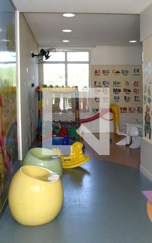 Casa de condomínio à venda com 96m², 3 quartos e 2 vagasBrinquedoteca