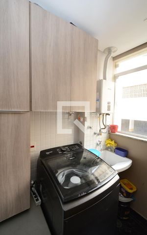 Casa de condomínio à venda com 96m², 3 quartos e 2 vagasÁrea de Serviço