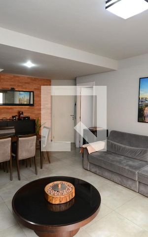 Casa de condomínio à venda com 96m², 3 quartos e 2 vagasSala