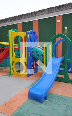 Apartamento à venda com 27m², 1 quarto e sem vagaÁrea comum - Playground