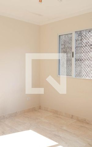 Casa para alugar com 100m², 3 quartos e sem vaga Casa para alugar com 100m², 3 quartos e sem vagaSala