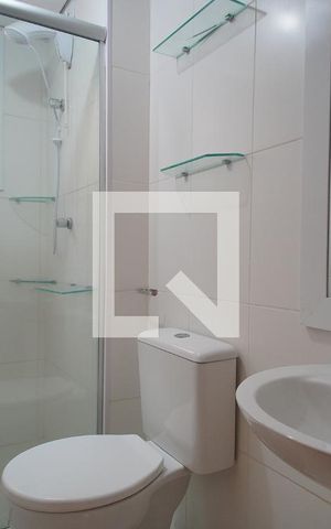 Apartamento para alugar com 63m², 2 quartos e sem vaga Apartamento para alugar com 63m², 2 quartos e sem vagaBanheiro
