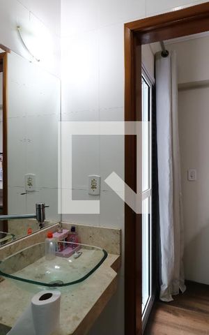 Apartamento à venda com 230m², 4 quartos e 2 vagasBanheiro da Suíte 1