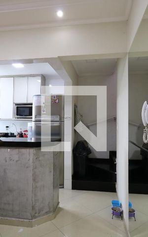 Apartamento à venda com 230m², 4 quartos e 2 vagasSala