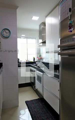 Apartamento à venda com 230m², 4 quartos e 2 vagasCozinha