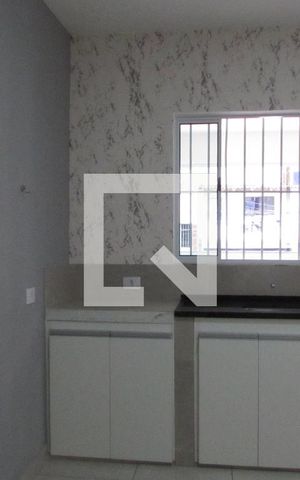 Casa à venda com 75m², 2 quartos e 2 vagasCozinha
