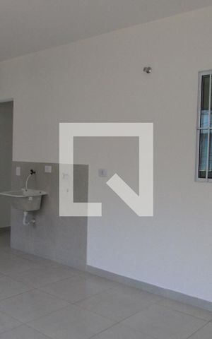 Casa à venda com 75m², 2 quartos e 2 vagasChurrasqueira
