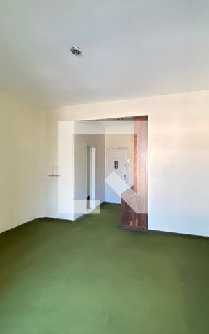 Apartamento à venda com 95m², 3 quartos e 1 vaga Apartamento à venda com 95m², 3 quartos e 1 vagaSala