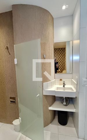 Apartamento à venda com 119m², 3 quartos e 1 vaga Apartamento à venda com 119m², 3 quartos e 1 vagaSuíte banheiro