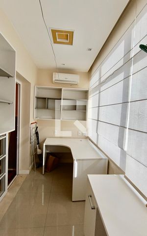 Apartamento à venda com 119m², 3 quartos e 1 vaga Apartamento à venda com 119m², 3 quartos e 1 vagaVaranda fechada