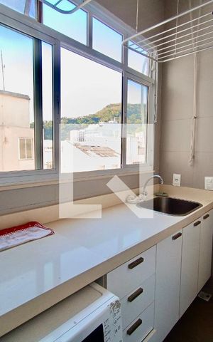 Apartamento à venda com 119m², 3 quartos e 1 vaga Apartamento à venda com 119m², 3 quartos e 1 vagaÁrea serviço