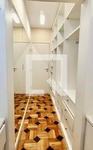 Apartamento à venda com 119m², 3 quartos e 1 vaga Apartamento à venda com 119m², 3 quartos e 1 vagaSuíte closet