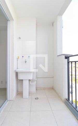 Apartamento para alugar com 36m², 2 quartos e sem vaga Apartamento para alugar com 36m², 2 quartos e sem vagaSala - Varanda