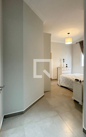 Casa de condomínio à venda com 244m², 4 quartos e 4 vagasSuíte 1