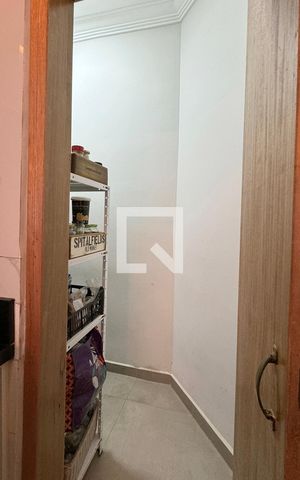 Casa de condomínio à venda com 244m², 4 quartos e 4 vagasDespensa