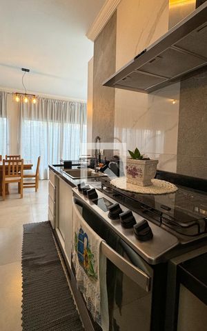 Casa de condomínio à venda com 244m², 4 quartos e 4 vagasCozinha