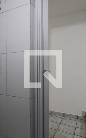Casa para alugar com 44m², 1 quarto e sem vagaBanheiro