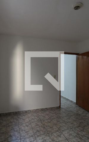 Casa para alugar com 44m², 1 quarto e sem vagaQuarto